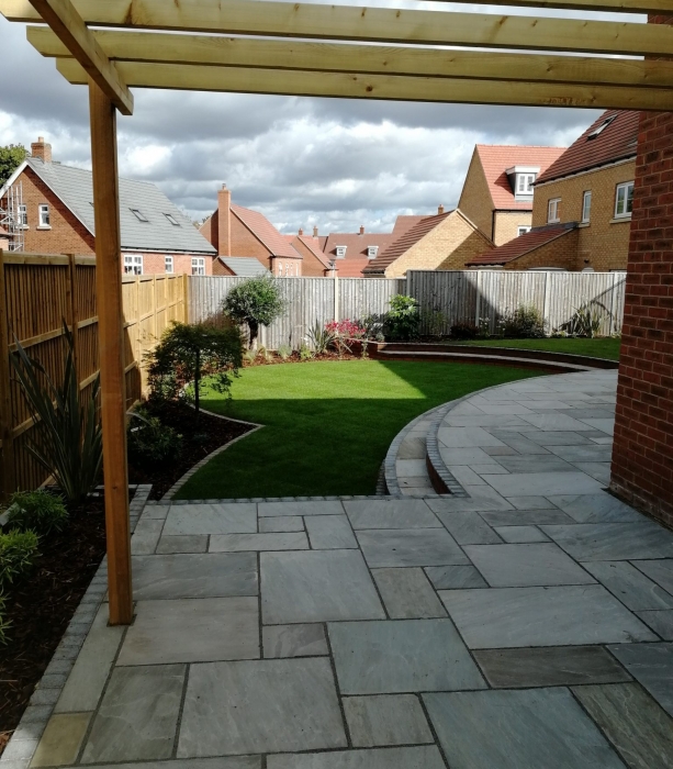 suburban-garden